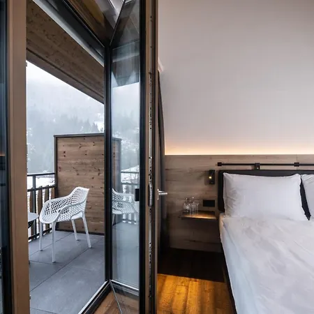 Krone - Aktiv & Erholt Szálloda Churwalden