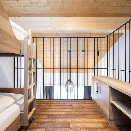 Krone - Aktiv & Erholt 3* クルヴァルデン