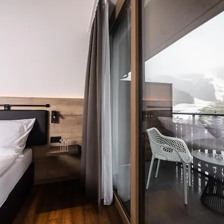 Krone 3 Sterne Superior Hotel